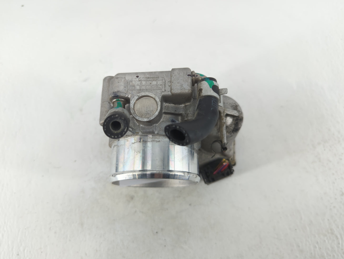2015-2019 Hyundai Sonata Throttle Body P/N:35100-2G600 Fits Fits 2015 2016 2017 2018 2019 2020 2021 OEM Used Auto Parts - Oe