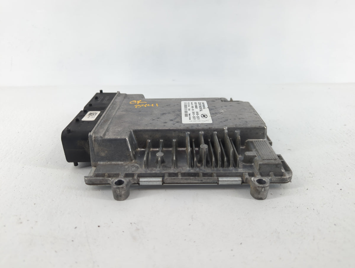 2018-2019 Hyundai Sonata PCM Engine Control Computer ECU ECM PCU OEM P/N:39160-2ELF1 Fits 2018 2019 OEM Used Auto Parts - Oe