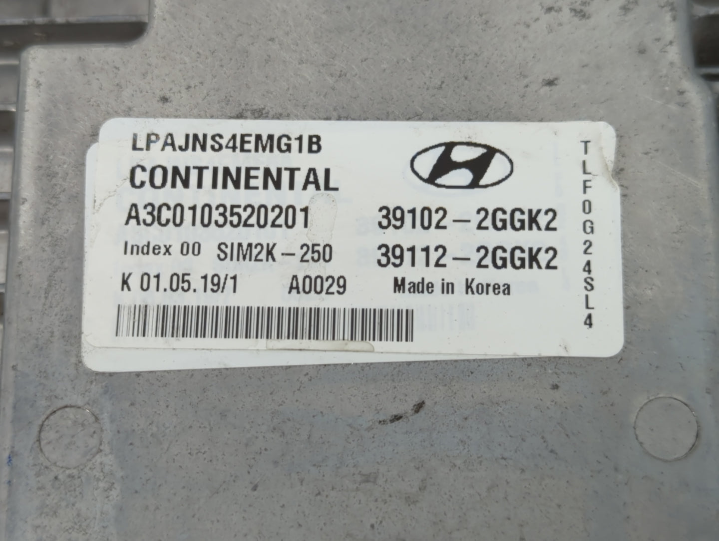 2018-2019 Hyundai Sonata PCM Engine Control Computer ECU ECM PCU OEM P/N:39102-2GGK2 Fits Fits 2018 2019 OEM Used Auto Parts