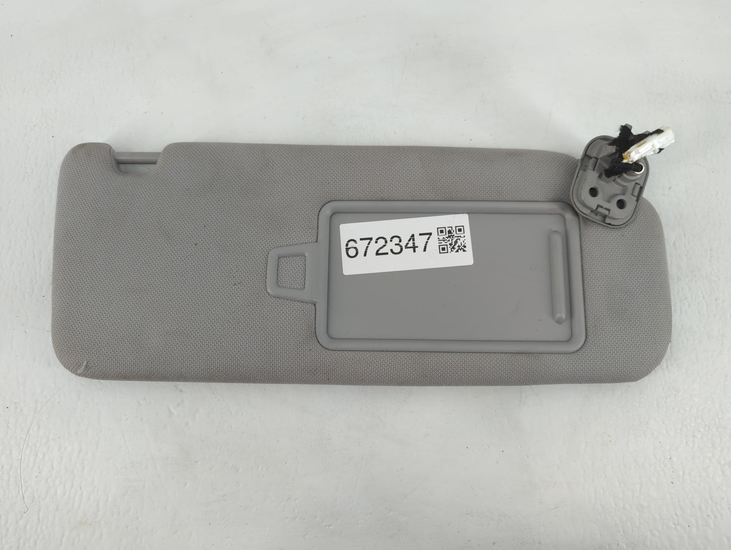 2019 Hyundai Sonata Sun Visor Shade Replacement Driver Left Mirror Fits OEM Used Auto Parts - Oemusedautoparts1.com