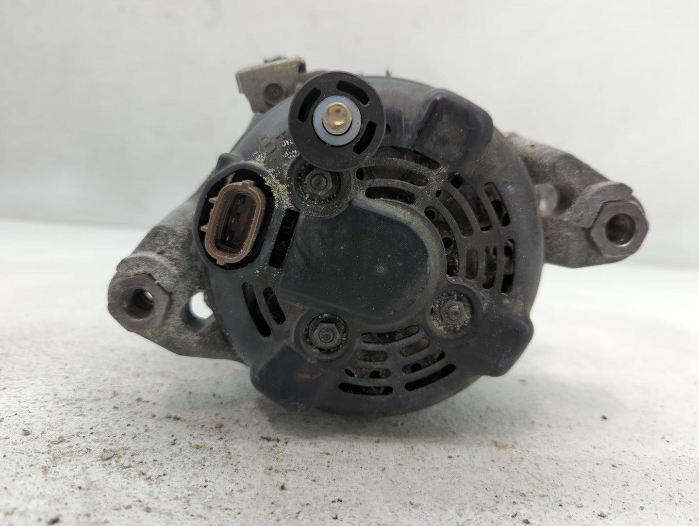 2015-2019 Hyundai Sonata Alternator Replacement Generator Charging Assembly Engine OEM P/N:TN104211-8790 37300-2G061 Fits OE