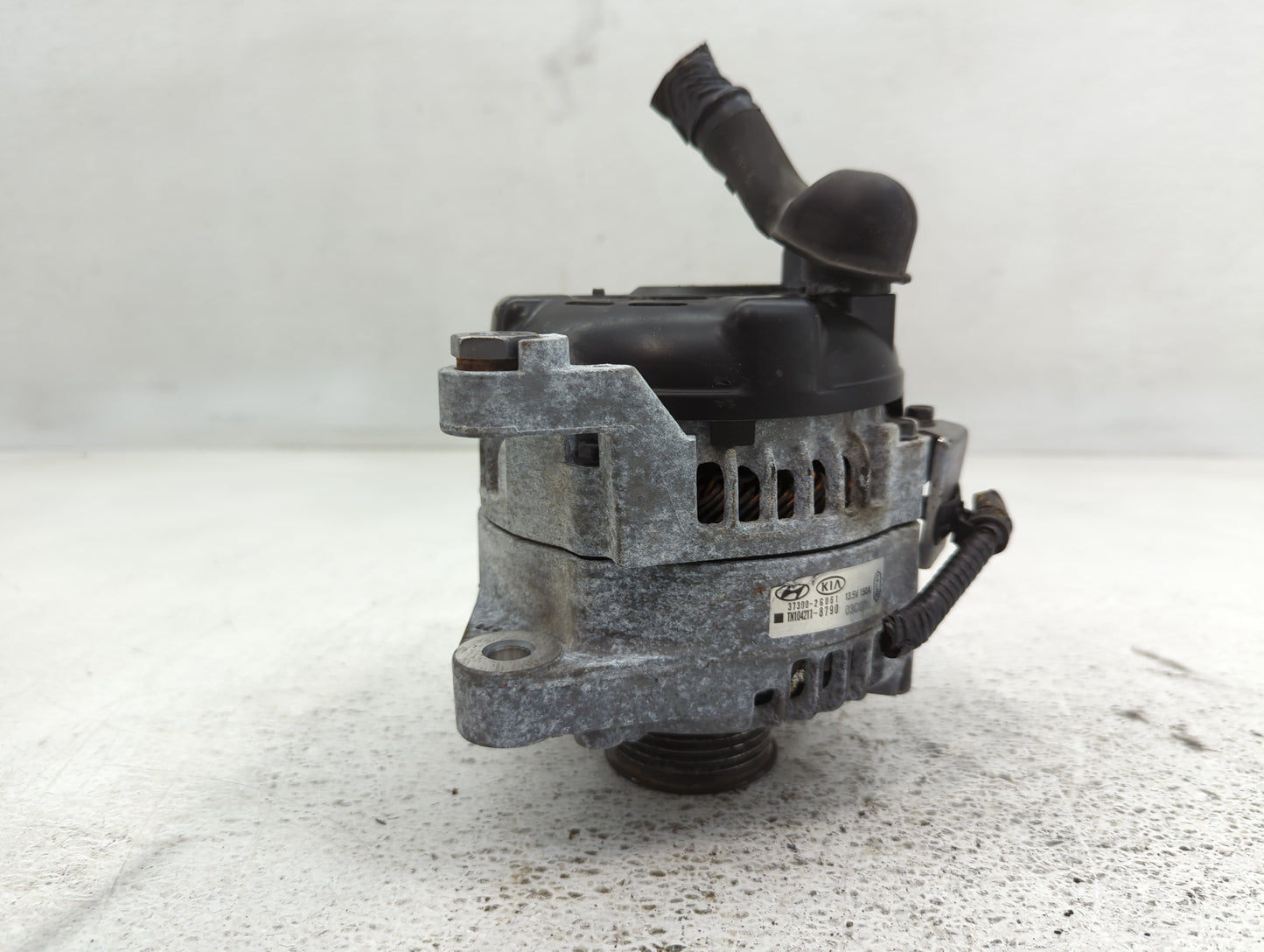 2015-2019 Hyundai Sonata Alternator Replacement Generator Charging Assembly Engine OEM P/N:37300-2G061 Fits OEM Used Auto Pa