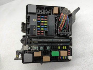 2018-2019 Hyundai Sonata Fusebox Fuse Box Panel Relay Module P/N:33390869 Fits Fits 2018 2019 OEM Used Auto Parts