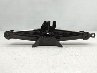compare product 2019 Hyundai Sonata Spare Scissor Car Jack 735343