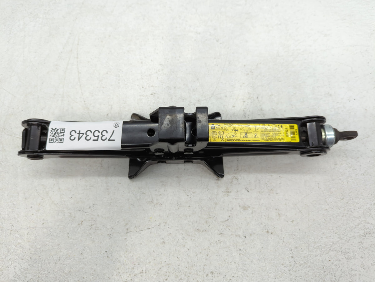 2019 Hyundai Sonata Spare Scissor Car Jack 735343 - Oemusedautoparts1.com
