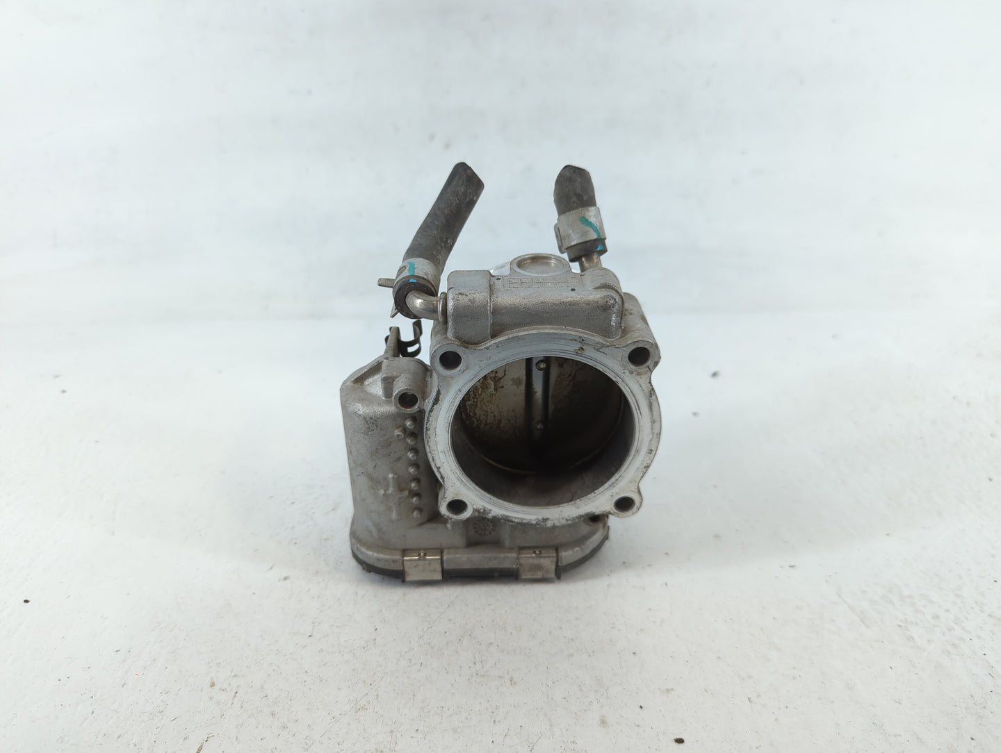 2015-2019 Hyundai Sonata Throttle Body P/N:35100-2G600 Fits Fits 2015 2016 2017 2018 2019 2020 2021 OEM Used Auto Parts - Oe