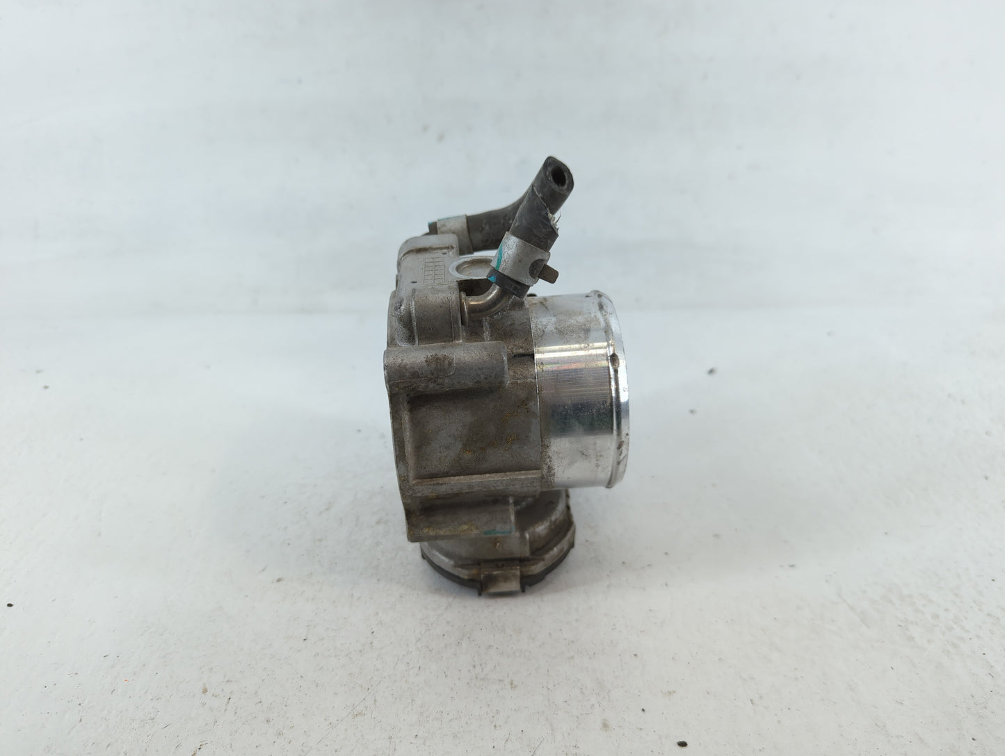 2015-2019 Hyundai Sonata Throttle Body P/N:35100-2G600 Fits Fits 2015 2016 2017 2018 2019 2020 2021 OEM Used Auto Parts - Oe