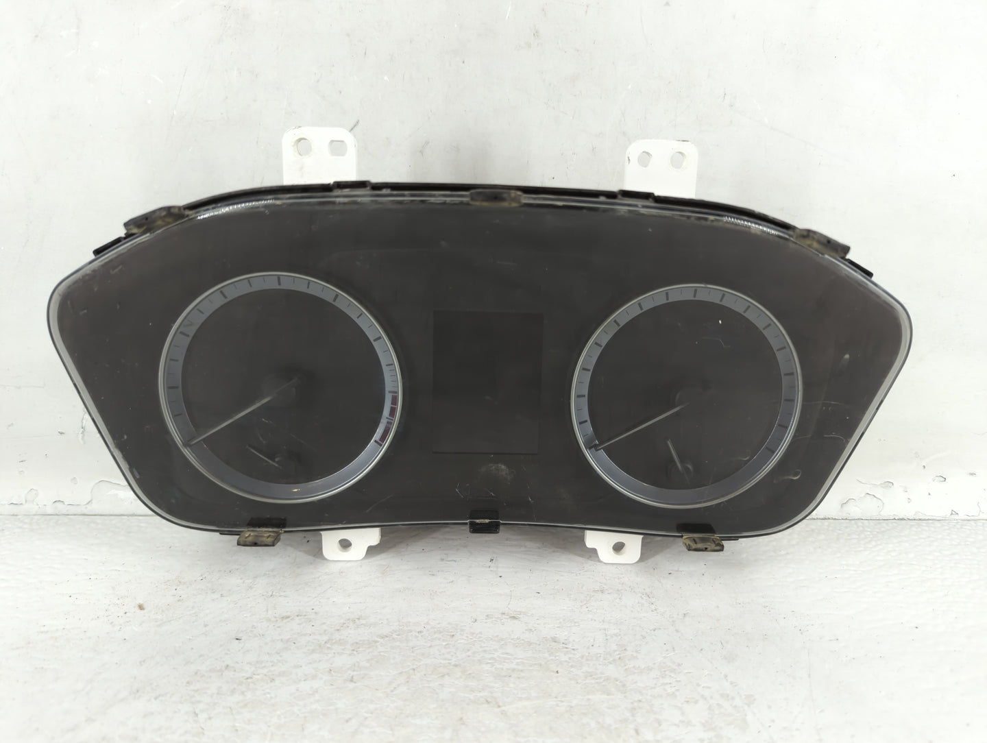 2018-2019 Hyundai Sonata Instrument Cluster Speedometer Gauges P/N:94041-C2080 Fits Fits 2018 2019 OEM Used Auto Parts - Oem