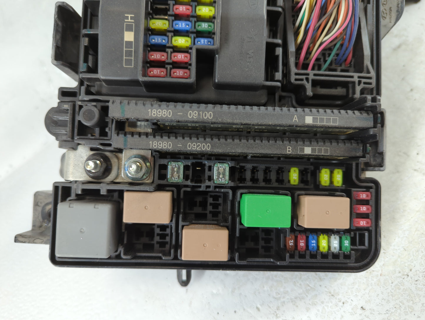 2018-2019 Hyundai Sonata Fusebox Fuse Box Panel Relay Module P/N:91951-C2850 Fits Fits 2018 2019 OEM Used Auto Parts - Oemus