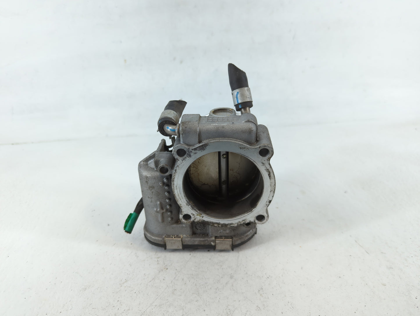 2015-2019 Hyundai Sonata Throttle Body P/N:35100-2G600 Fits Fits 2015 2016 2017 2018 2019 2020 2021 OEM Used Auto Parts - Oe