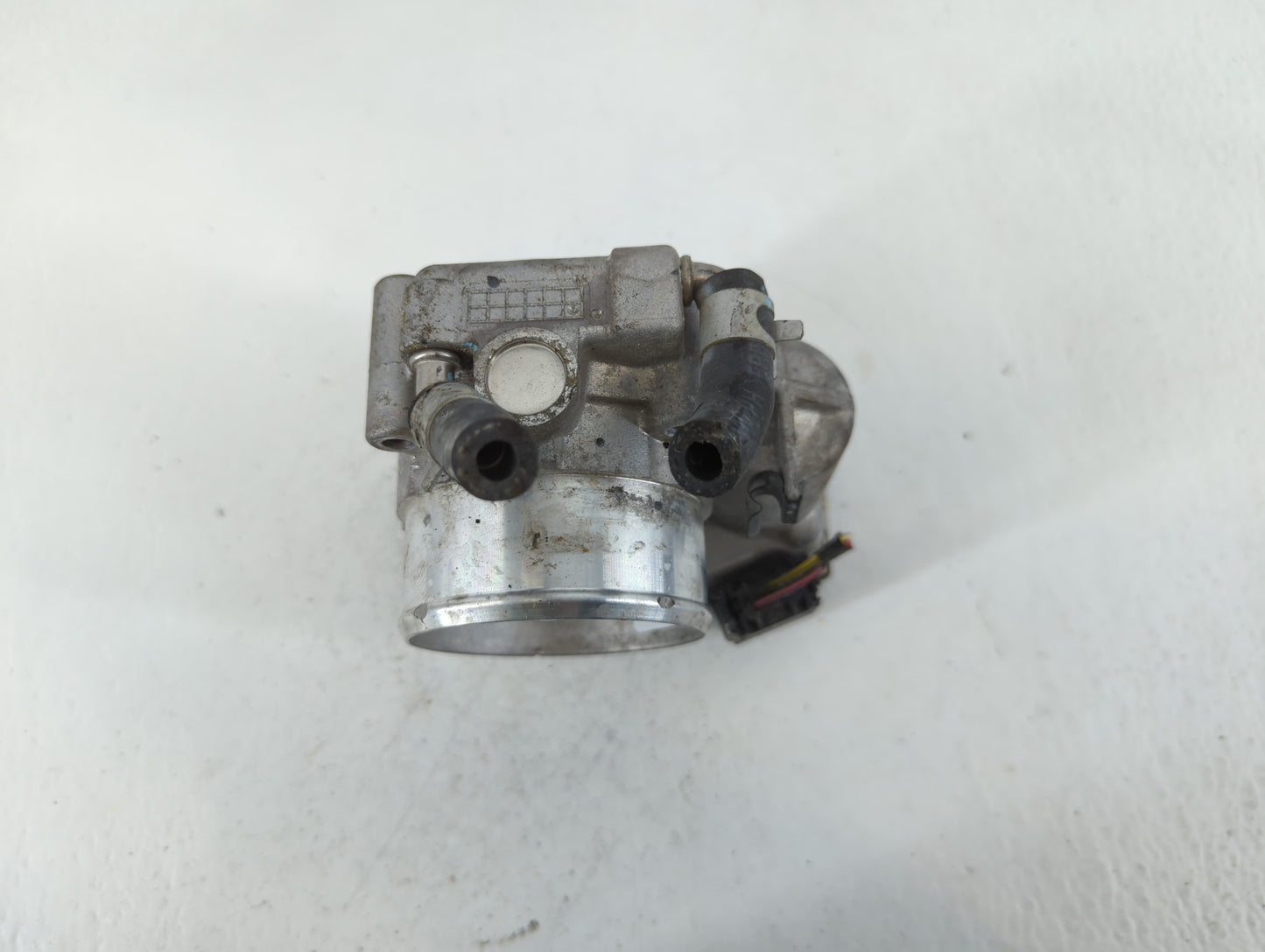 2015-2019 Hyundai Sonata Throttle Body P/N:35100-2G600 Fits Fits 2015 2016 2017 2018 2019 2020 2021 OEM Used Auto Parts - Oe
