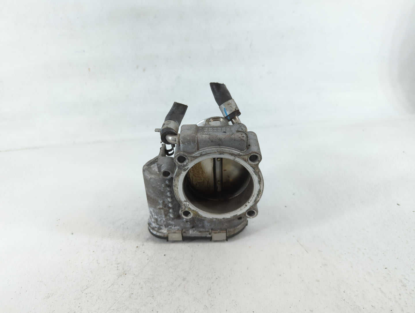2015-2019 Hyundai Sonata Throttle Body P/N:35100-2G600 Fits Fits 2015 2016 2017 2018 2019 2020 2021 OEM Used Auto Parts - Oe