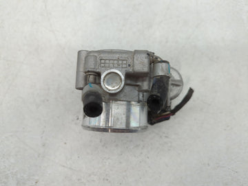 2015-2019 Hyundai Sonata Throttle Body P/N:35100-2G600 Fits Fits 2015 2016 2017 2018 2019 2020 2021 OEM Used Auto Parts