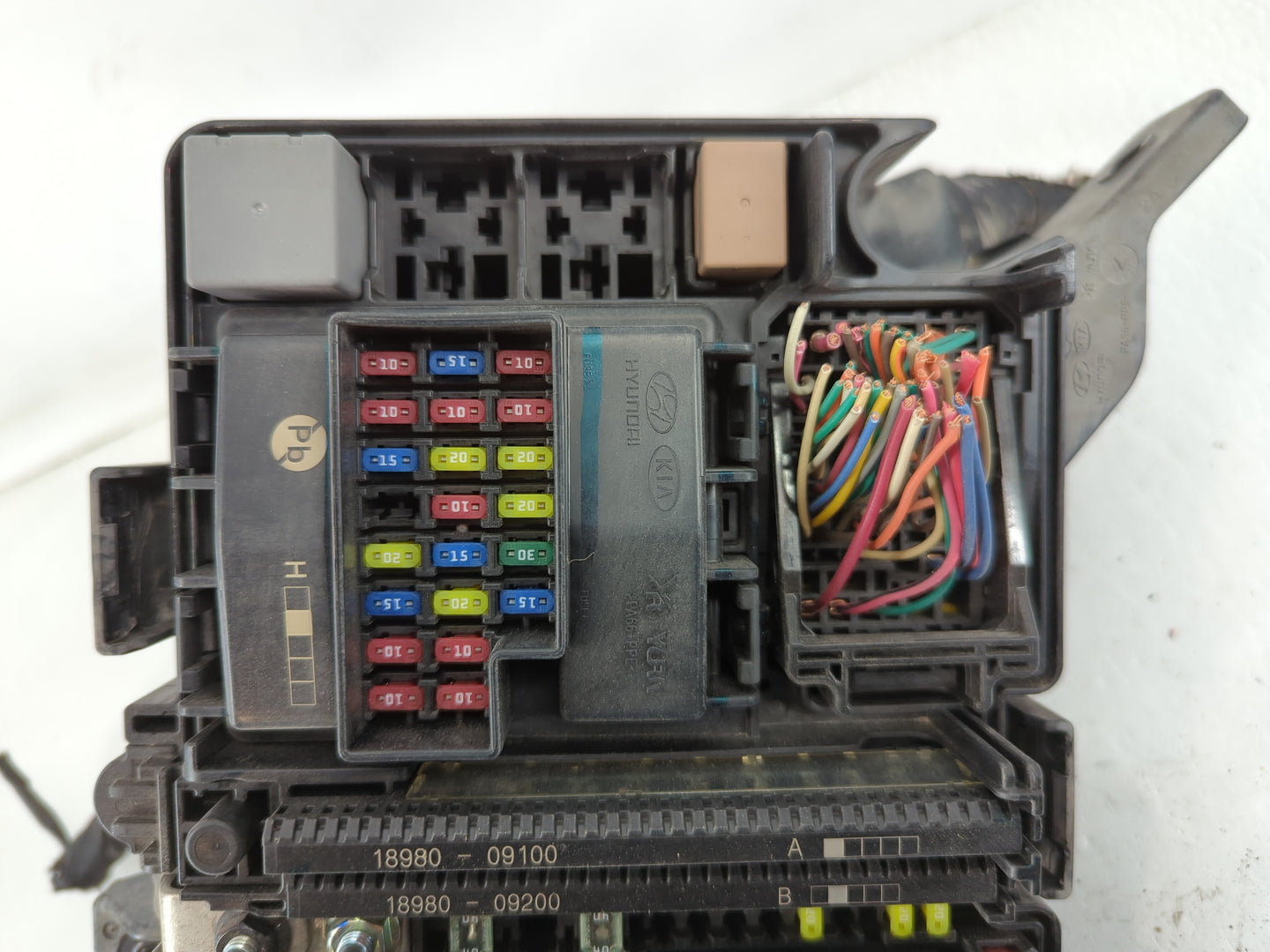 2018-2019 Hyundai Sonata Fusebox Fuse Box Panel Relay Module P/N:91951-C2850 Fits Fits 2018 2019 OEM Used Auto Parts - Oemus