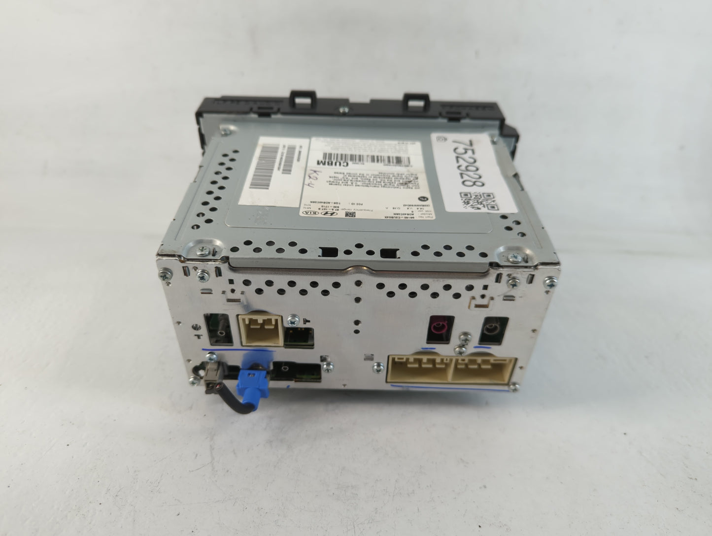 2018-2019 Hyundai Sonata Radio AM FM Cd Player Receiver Replacement P/N:96160-C2UB04X Fits Fits 2018 2019 OEM Used Auto Part