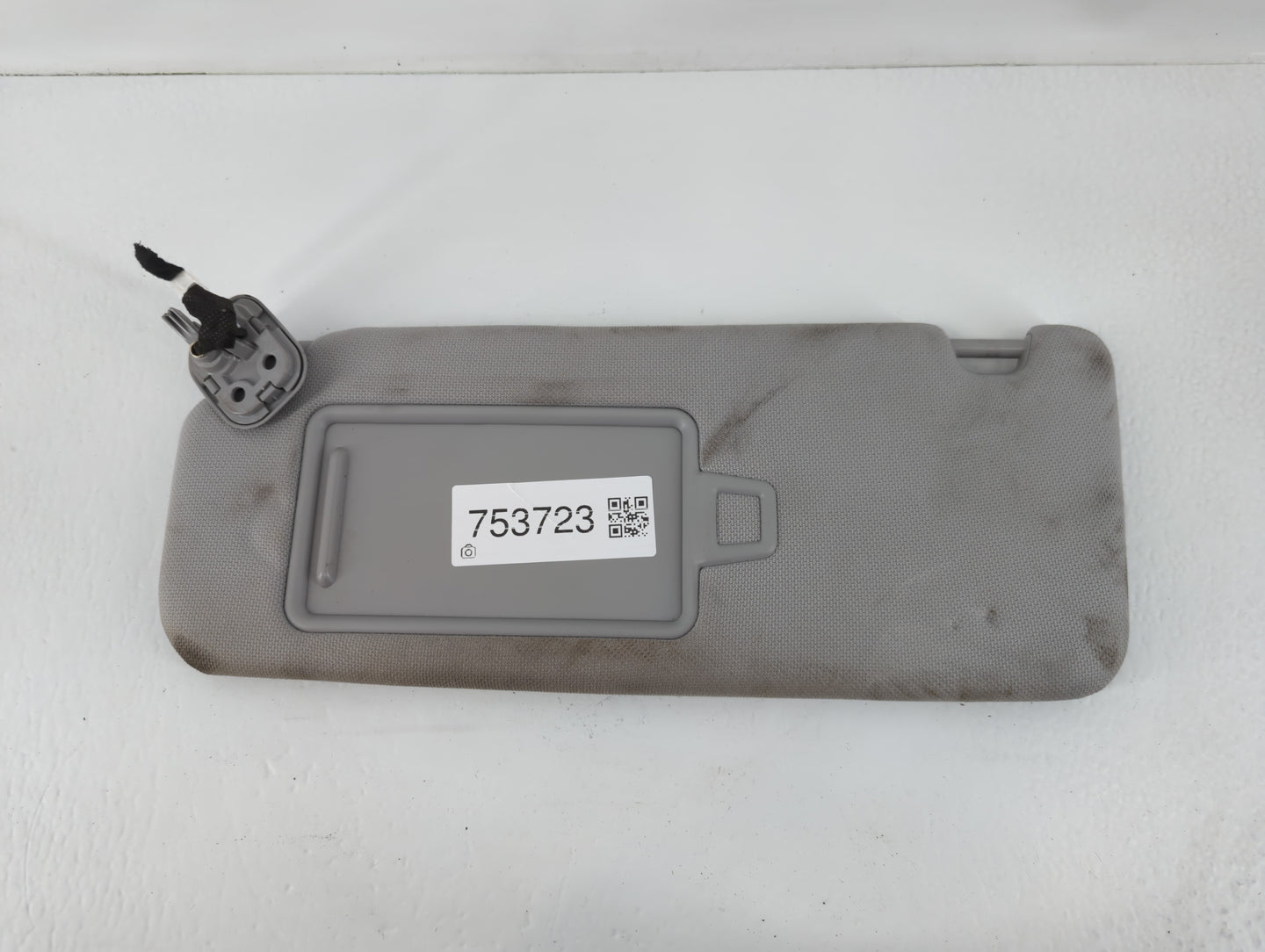 2015-2019 Hyundai Sonata Sun Visor Shade Replacement Driver Left Mirror Fits Fits 2015 2016 2017 2018 2019 OEM Used Auto Par