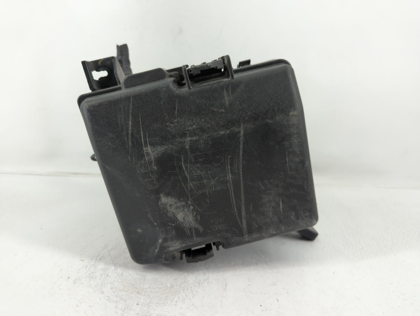 2018-2019 Hyundai Sonata Fusebox Fuse Box Panel Relay Module P/N:91951-C2850 Fits Fits 2018 2019 OEM Used Auto Parts - Oemus