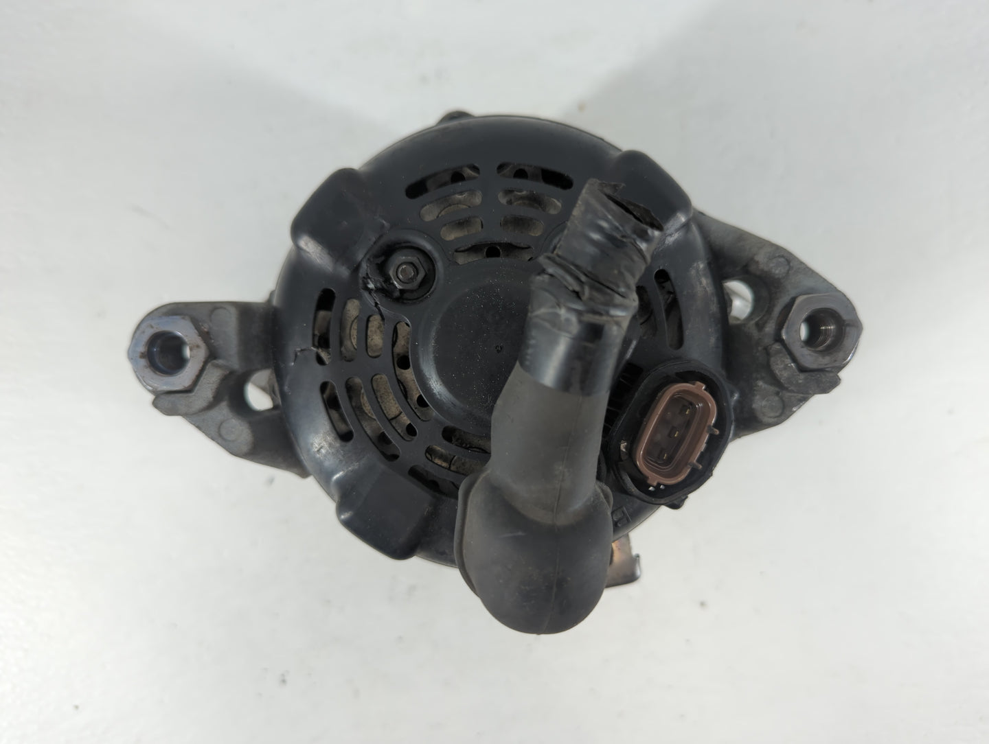 2015-2019 Hyundai Sonata Alternator Replacement Generator Charging Assembly Engine OEM P/N:37300-2G061 Fits OEM Used Auto Pa