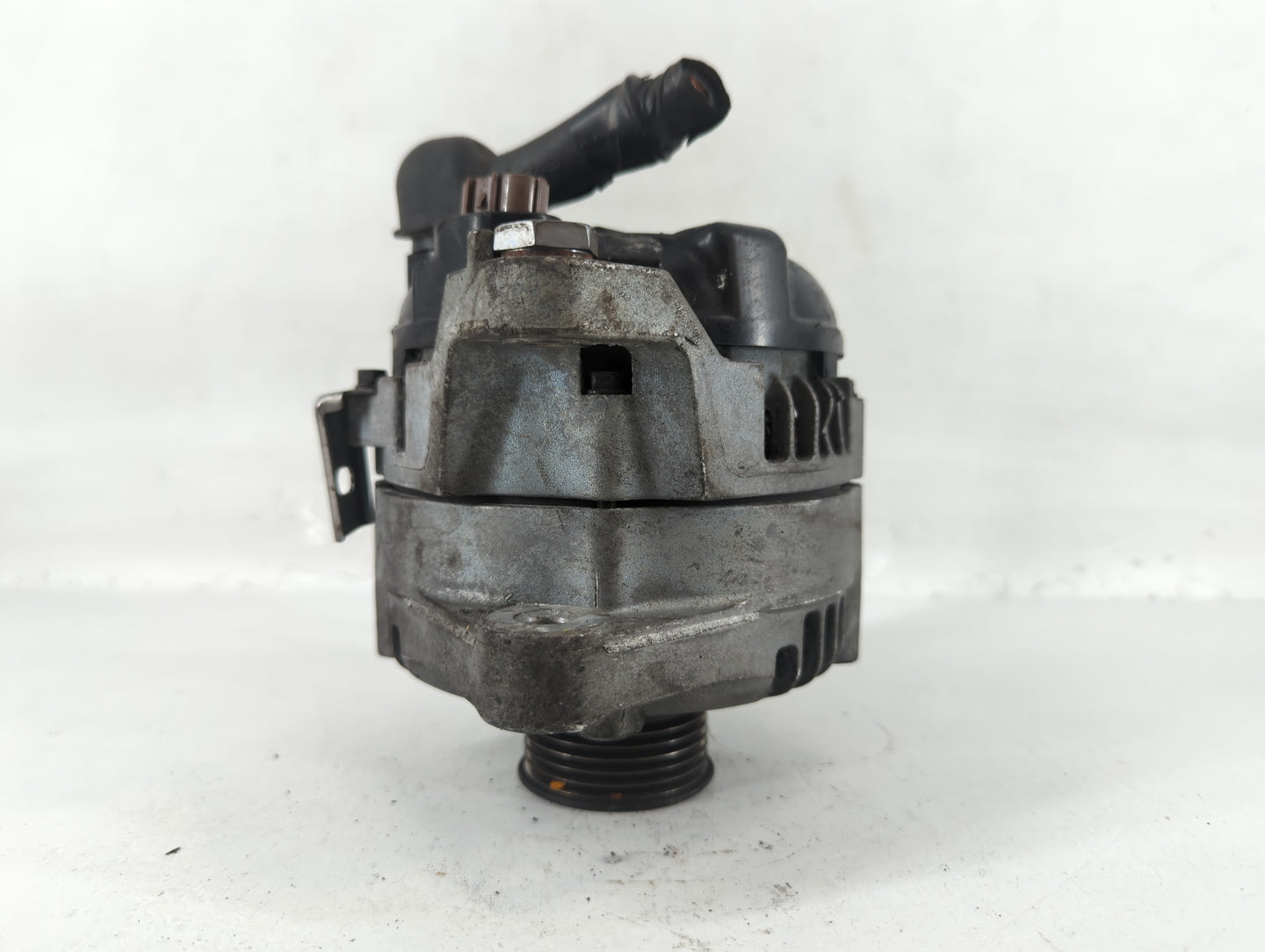 2015-2019 Hyundai Sonata Alternator Replacement Generator Charging Assembly Engine OEM P/N:37300-2G061 Fits OEM Used Auto Pa