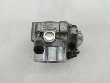 2015-2019 Hyundai Sonata Throttle Body P/N:0 280 750 618 35100-2G600 Fits Fits 2015 2016 2017 2018 2019 2020 2021 OEM Used Auto Parts
