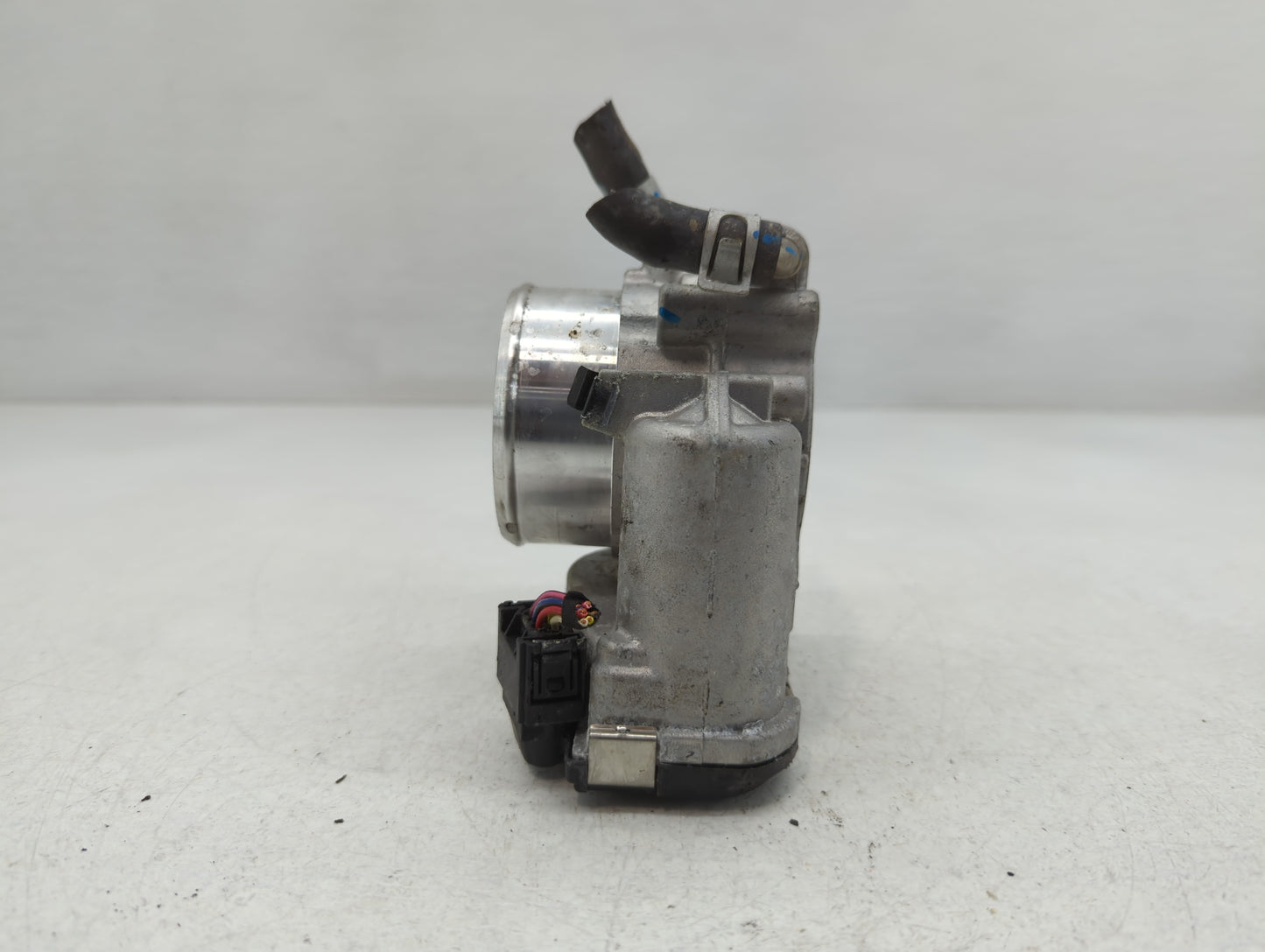 2015-2019 Hyundai Sonata Throttle Body P/N:0 280 750 618 35100-2G600 Fits Fits 2015 2016 2017 2018 2019 2020 2021 OEM Used A