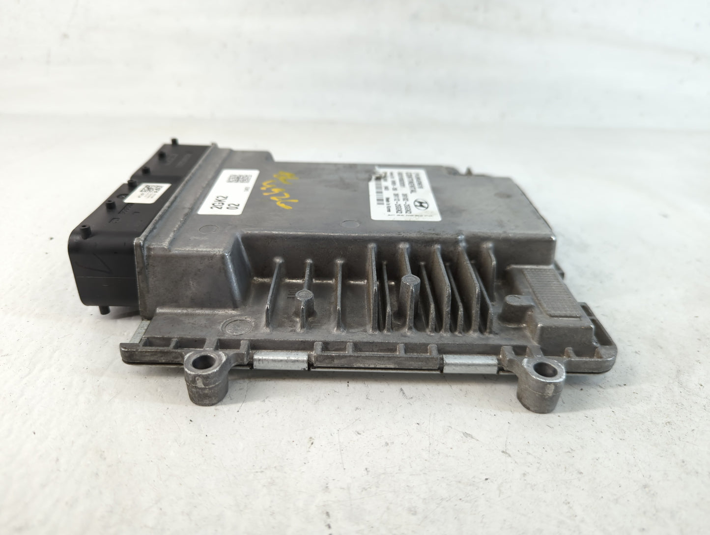 2018-2019 Hyundai Sonata PCM Engine Control Computer ECU ECM PCU OEM P/N:39102-2GGK2 Fits Fits 2018 2019 OEM Used Auto Parts