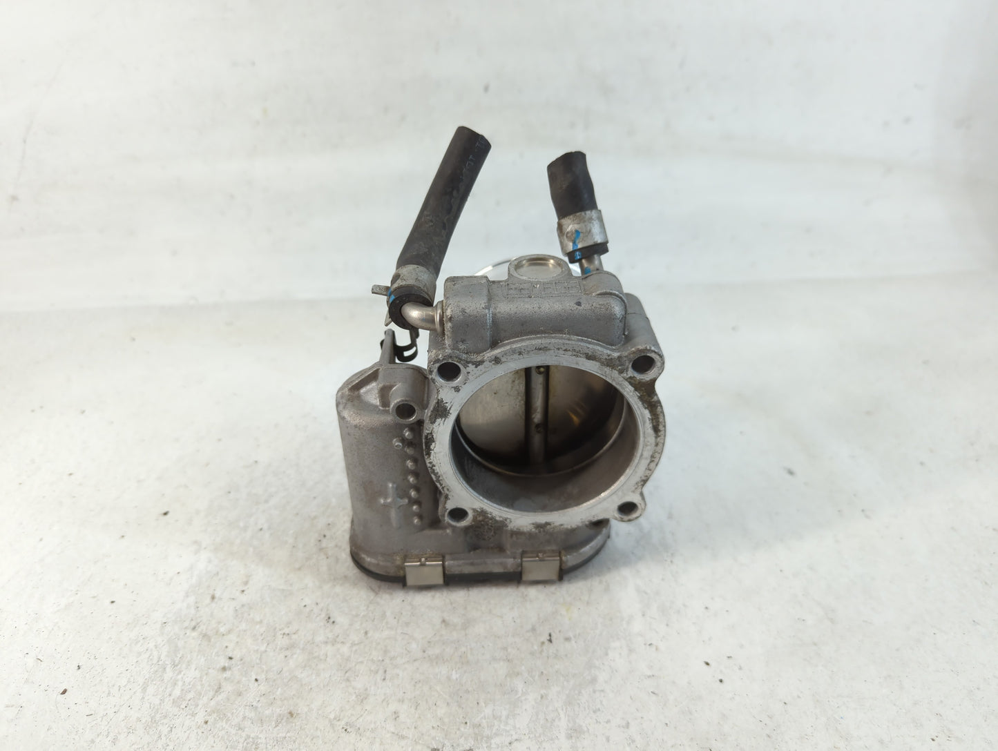 2015-2019 Hyundai Sonata Throttle Body P/N:35100-2G600 Fits Fits 2015 2016 2017 2018 2019 2020 2021 OEM Used Auto Parts - Oe