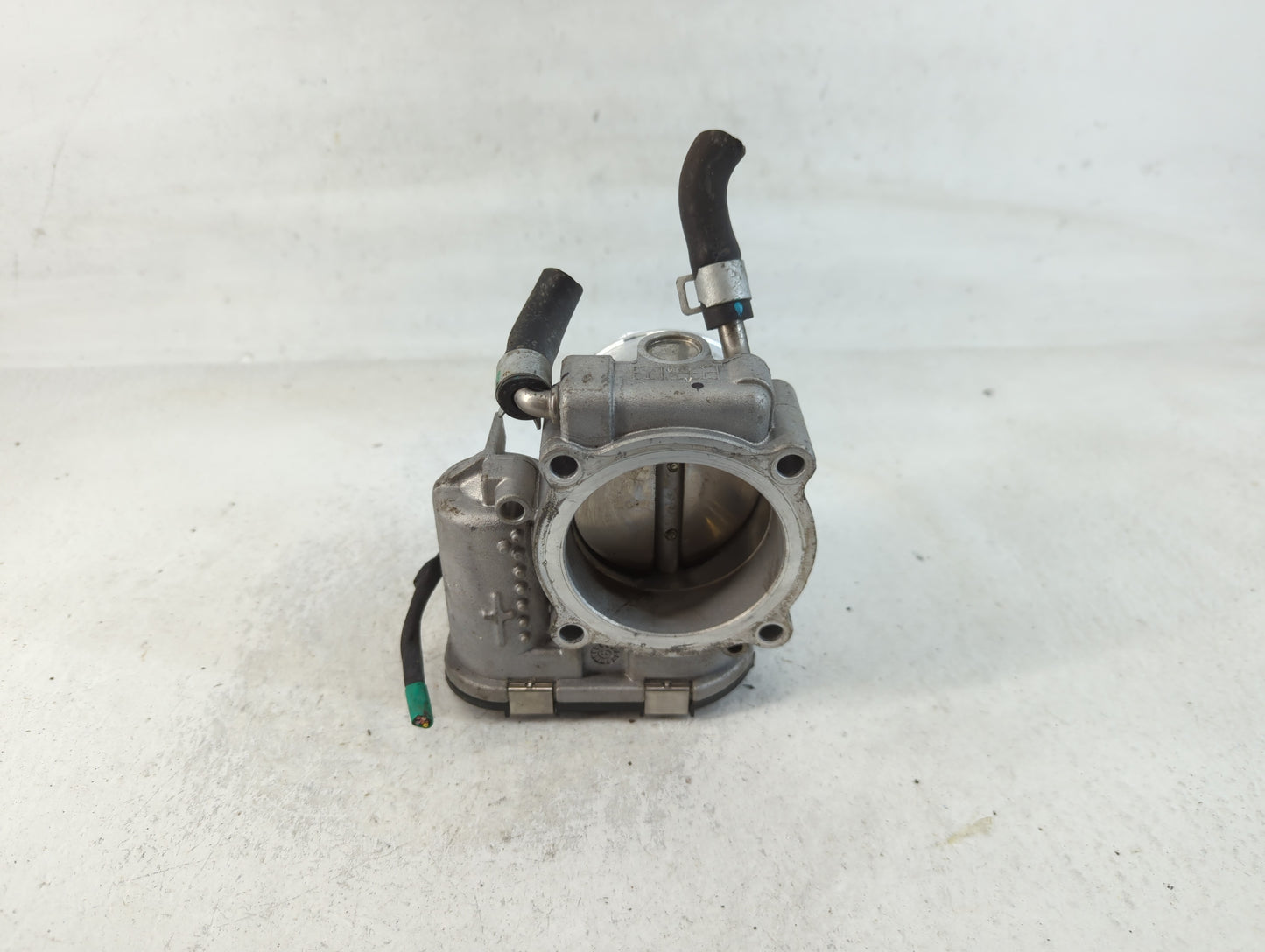 2015-2019 Hyundai Sonata Throttle Body P/N:35100-2G600 Fits Fits 2015 2016 2017 2018 2019 2020 2021 OEM Used Auto Parts - Oe