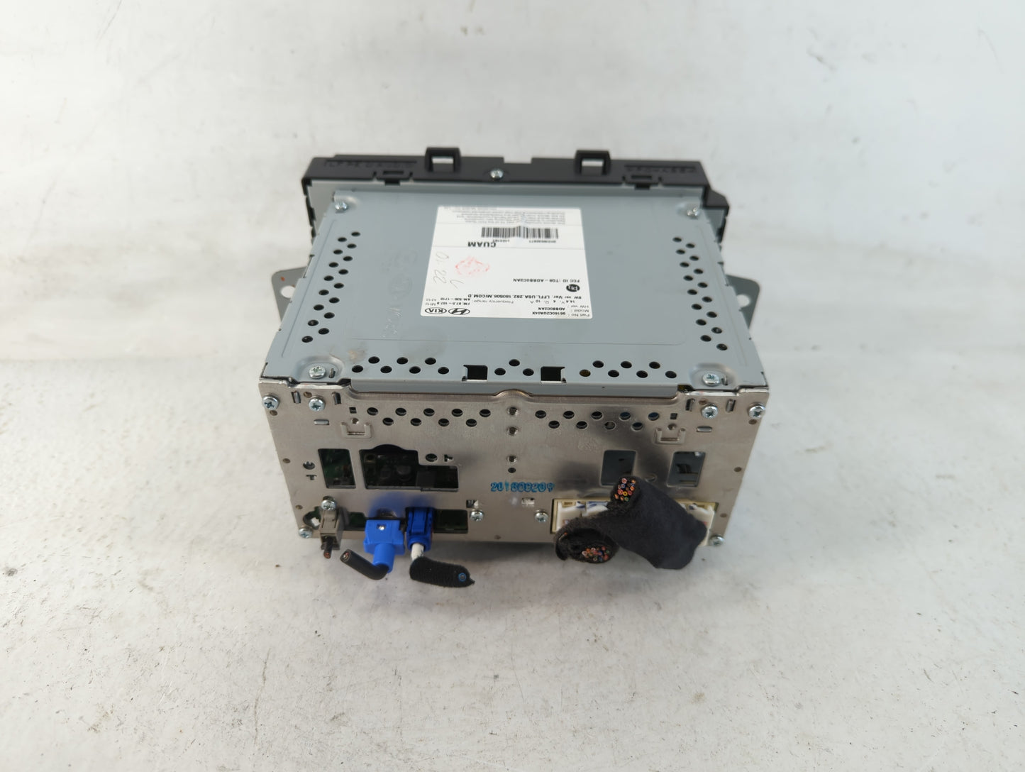 2018-2019 Hyundai Sonata Radio AM FM Cd Player Receiver Replacement P/N:96160C2UA04X Fits Fits 2018 2019 OEM Used Auto Parts