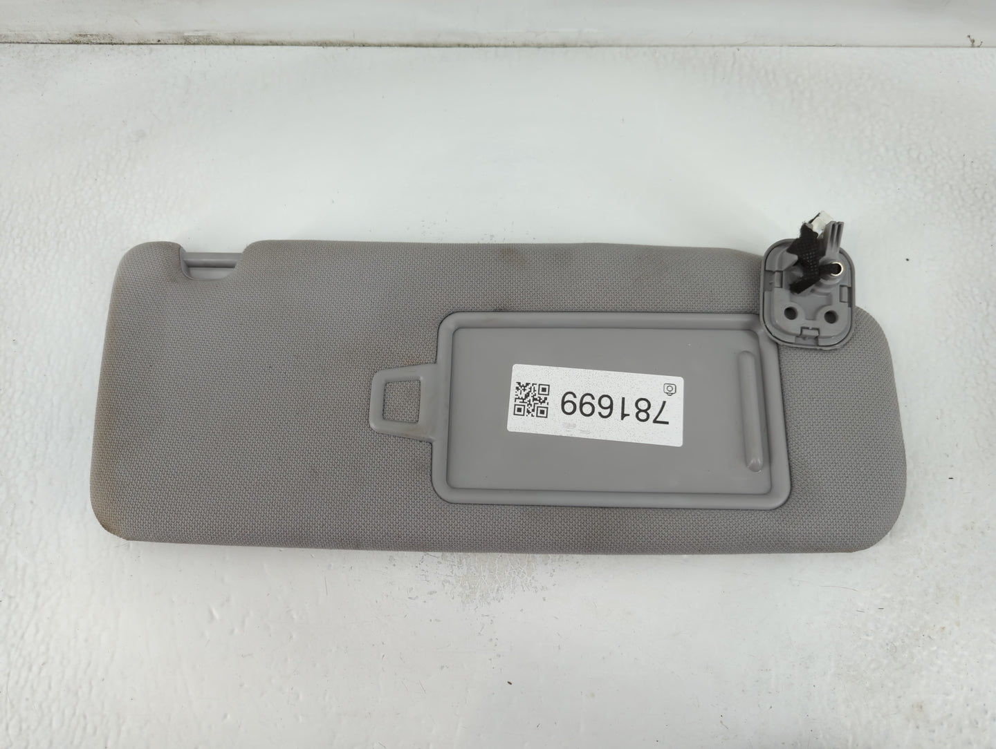 2015-2019 Hyundai Sonata Sun Visor Shade Replacement Passenger Right Mirror Fits Fits 2015 2016 2017 2018 2019 OEM Used Auto