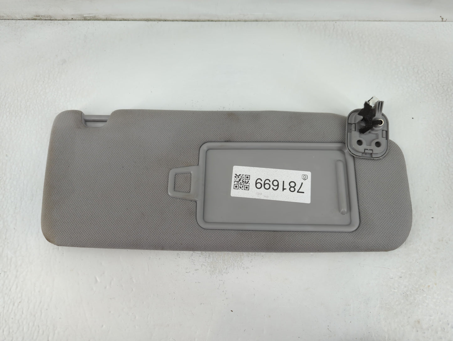 2015-2019 Hyundai Sonata Sun Visor Shade Replacement Passenger Right Mirror Fits Fits 2015 2016 2017 2018 2019 OEM Used Auto