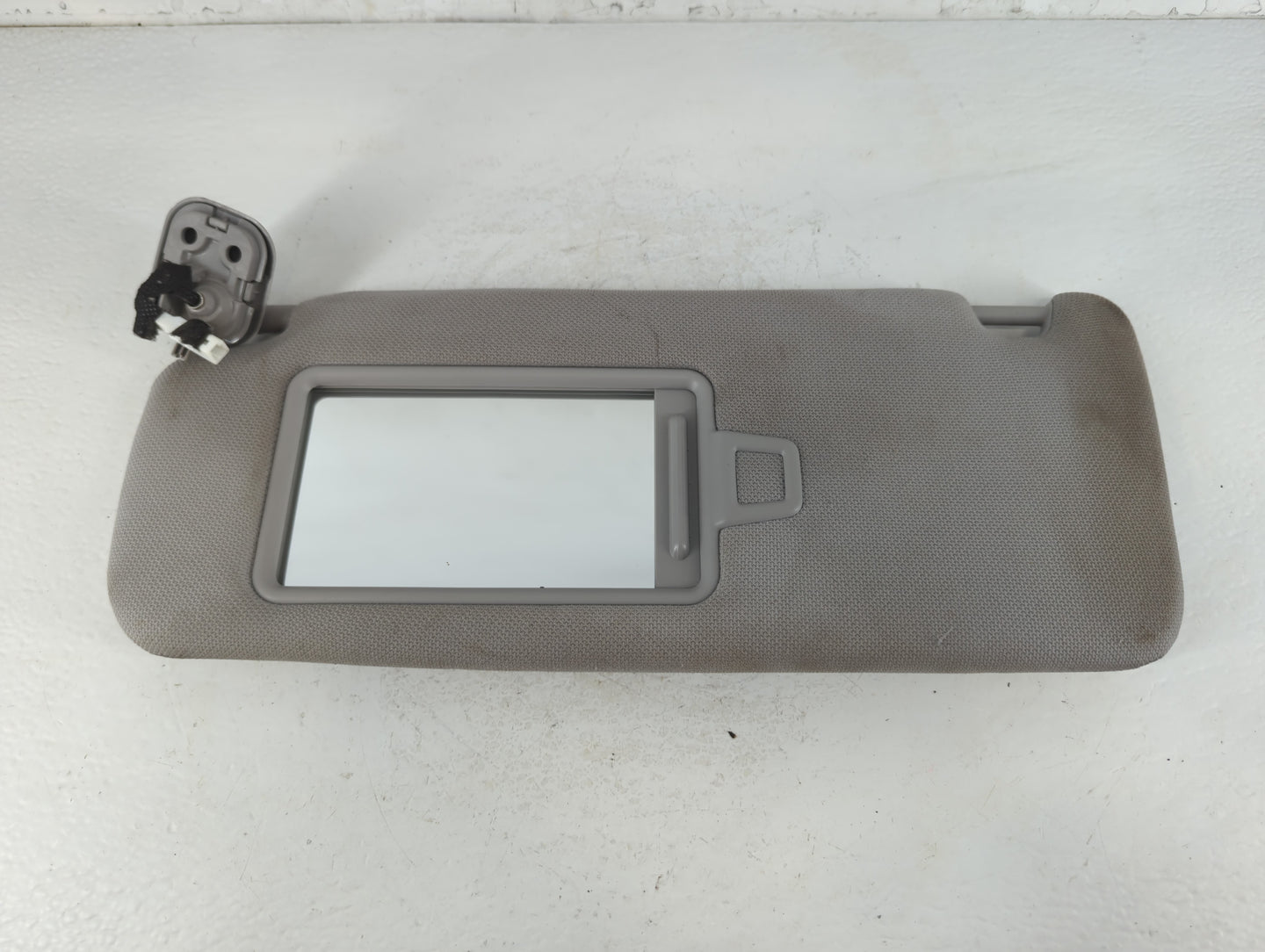 2015-2019 Hyundai Sonata Sun Visor Shade Replacement Driver Left Mirror Fits Fits 2015 2016 2017 2018 2019 OEM Used Auto Par