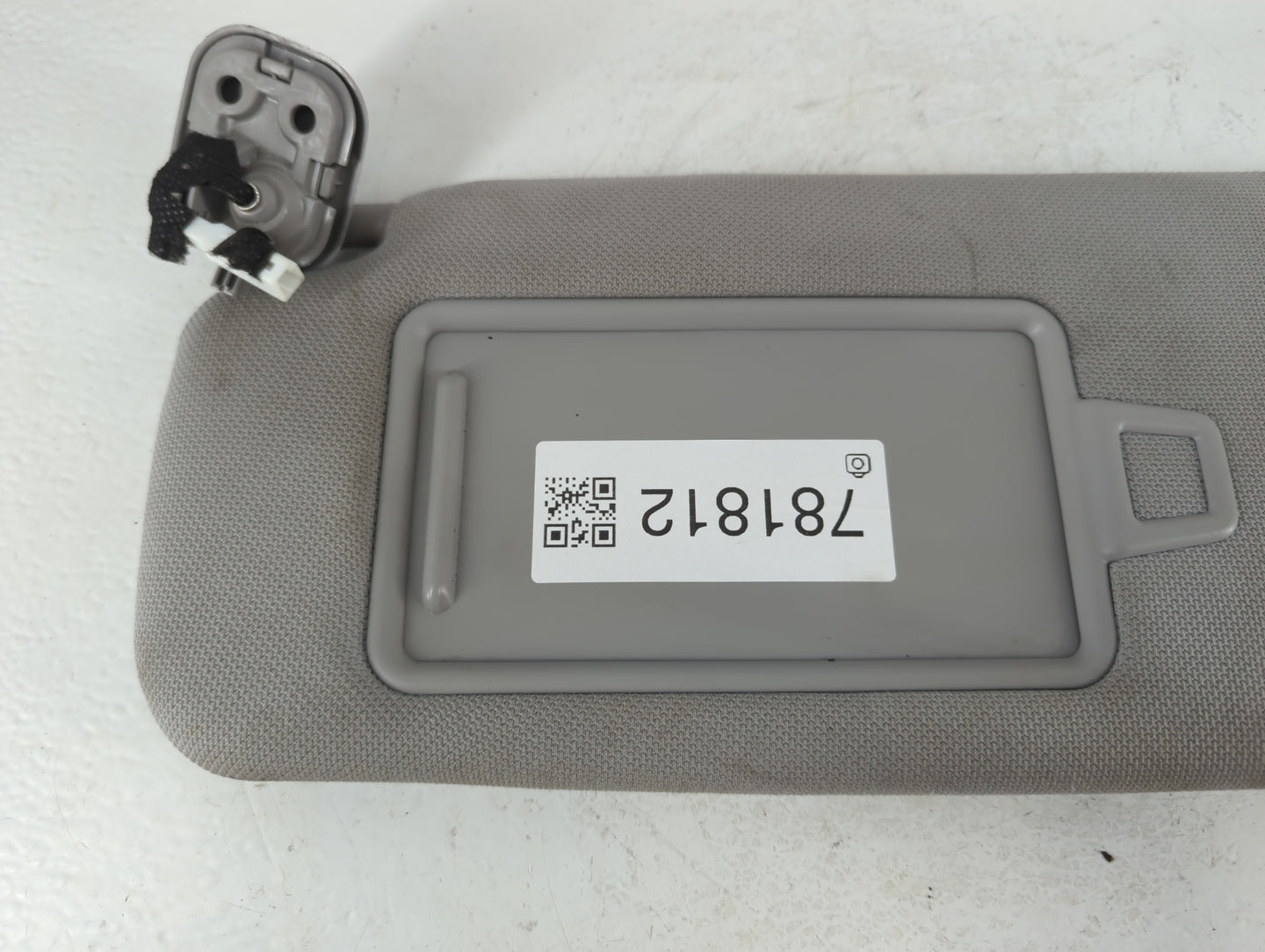 2015-2019 Hyundai Sonata Sun Visor Shade Replacement Driver Left Mirror Fits Fits 2015 2016 2017 2018 2019 OEM Used Auto Par
