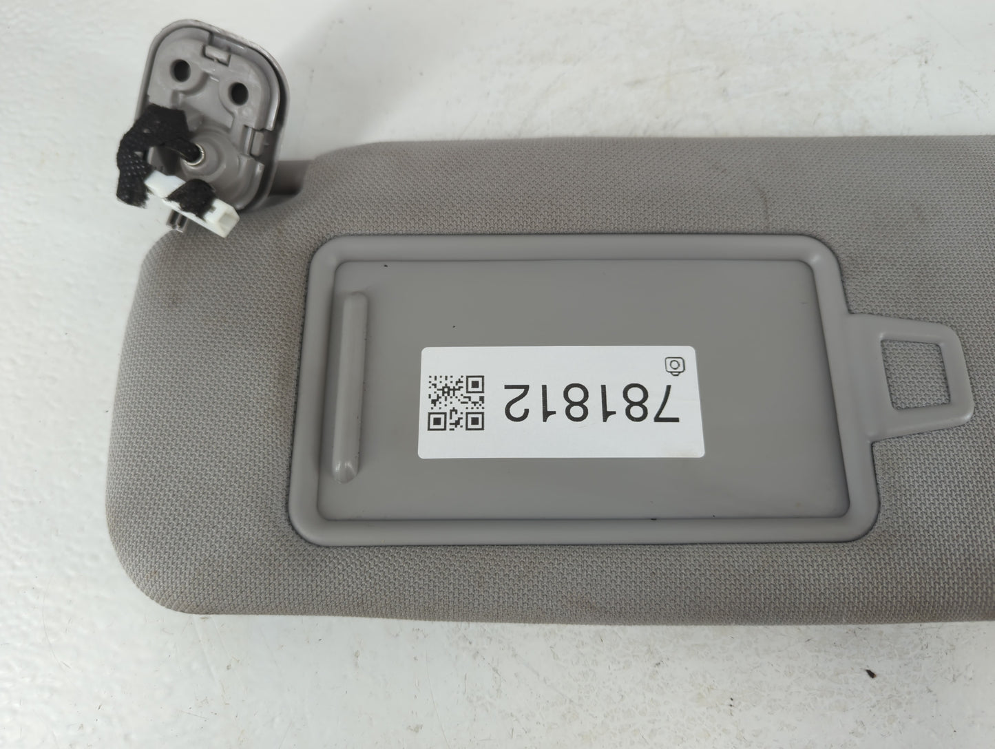 2015-2019 Hyundai Sonata Sun Visor Shade Replacement Driver Left Mirror Fits Fits 2015 2016 2017 2018 2019 OEM Used Auto Par