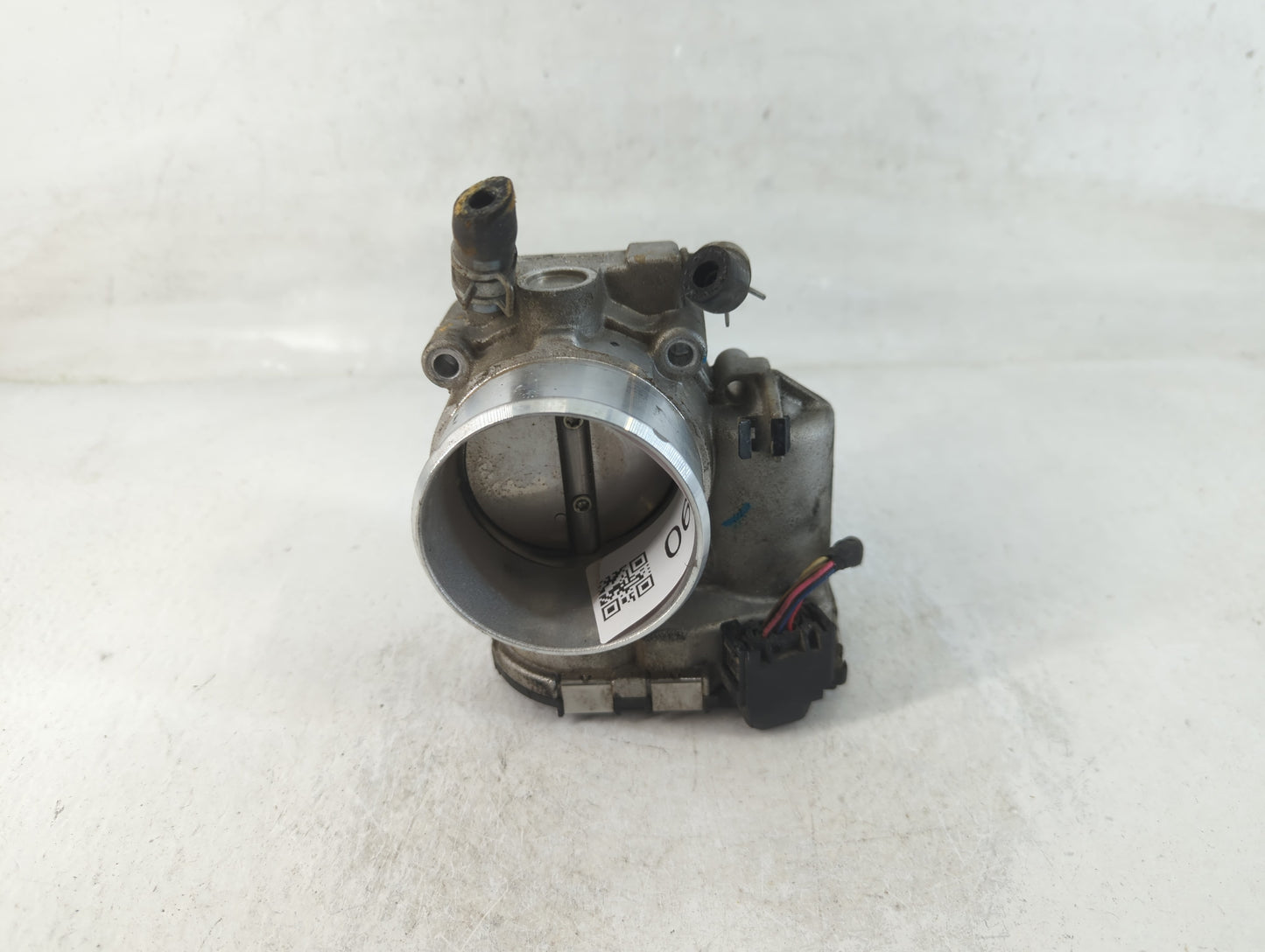 2015-2019 Hyundai Sonata Throttle Body P/N:35100-2G600 Fits Fits 2015 2016 2017 2018 2019 2020 2021 OEM Used Auto Parts - Oe