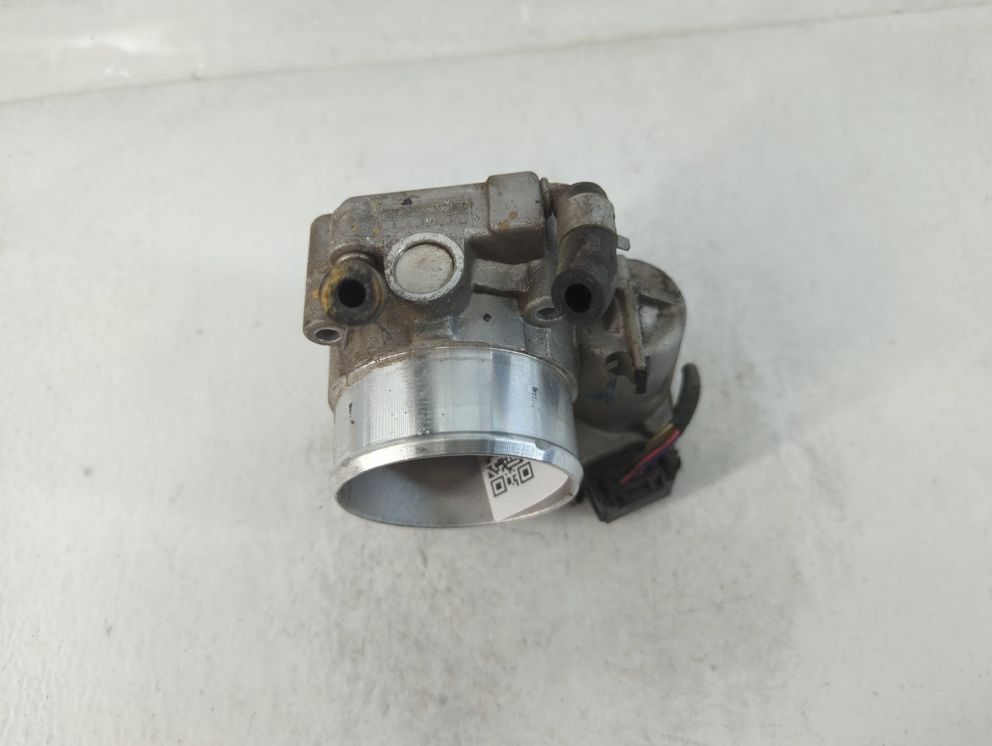 2015-2019 Hyundai Sonata Throttle Body P/N:35100-2G600 Fits Fits 2015 2016 2017 2018 2019 2020 2021 OEM Used Auto Parts - Oe