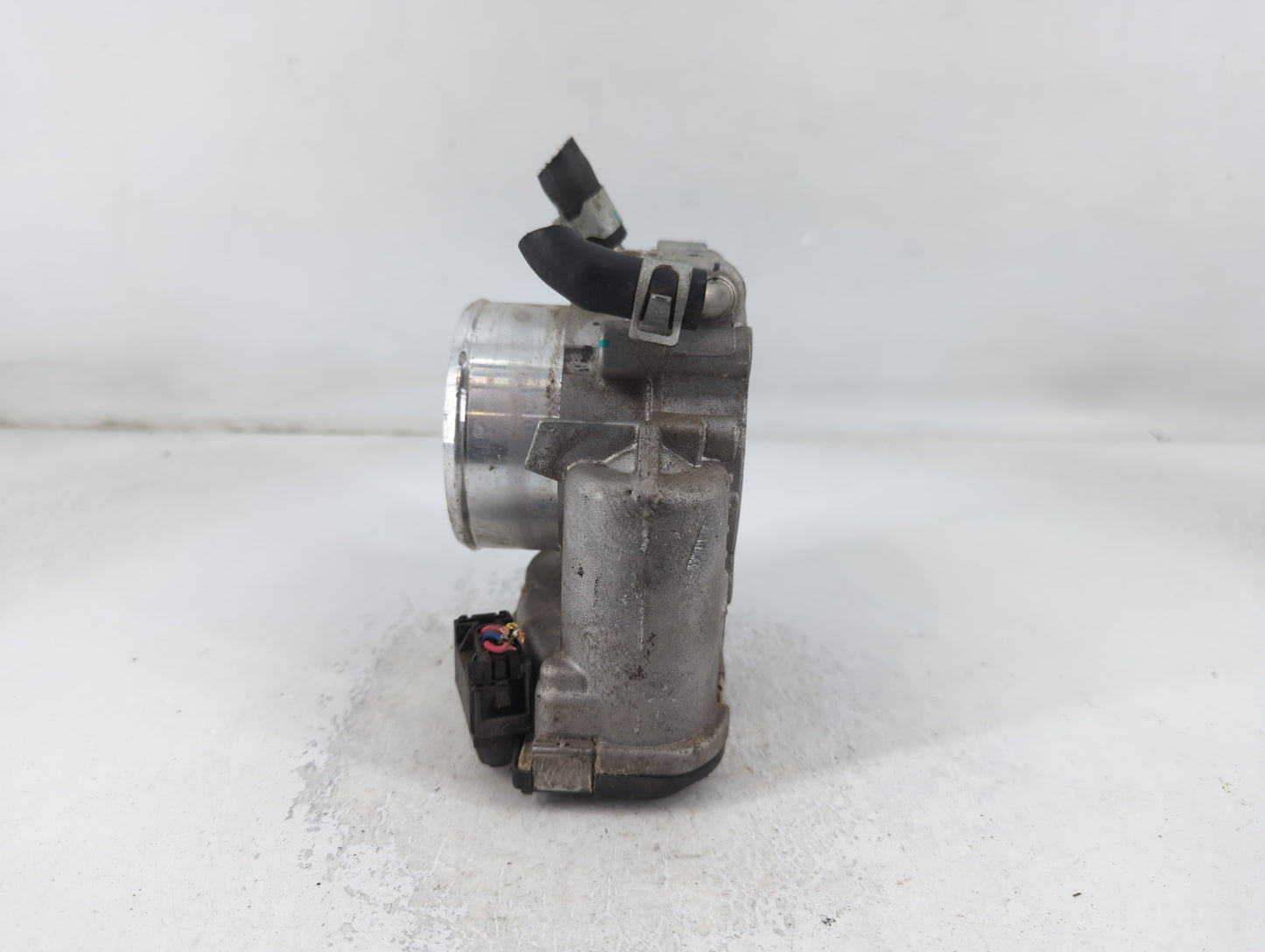 2015-2019 Hyundai Sonata Throttle Body P/N:0 280 750 618 35100-2G600 Fits Fits 2015 2016 2017 2018 2019 2020 2021 OEM Used A