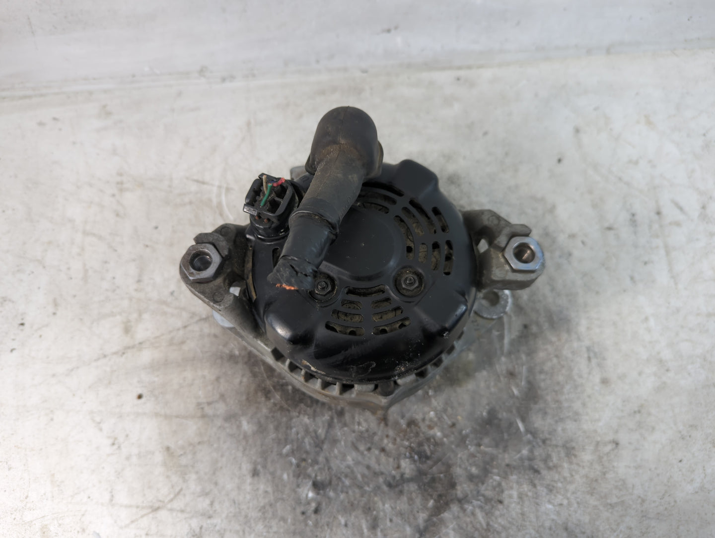 2015-2019 Hyundai Sonata Alternator Replacement Generator Charging Assembly Engine OEM P/N:37300-2G061 Fits OEM Used Auto Pa