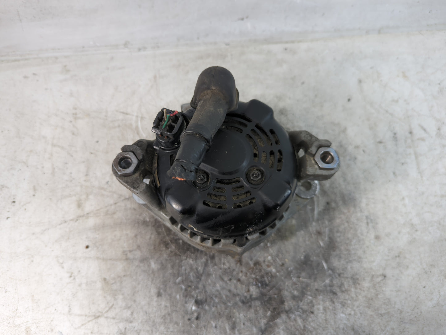 2015-2019 Hyundai Sonata Alternator Replacement Generator Charging Assembly Engine OEM P/N:37300-2G061 Fits OEM Used Auto Pa