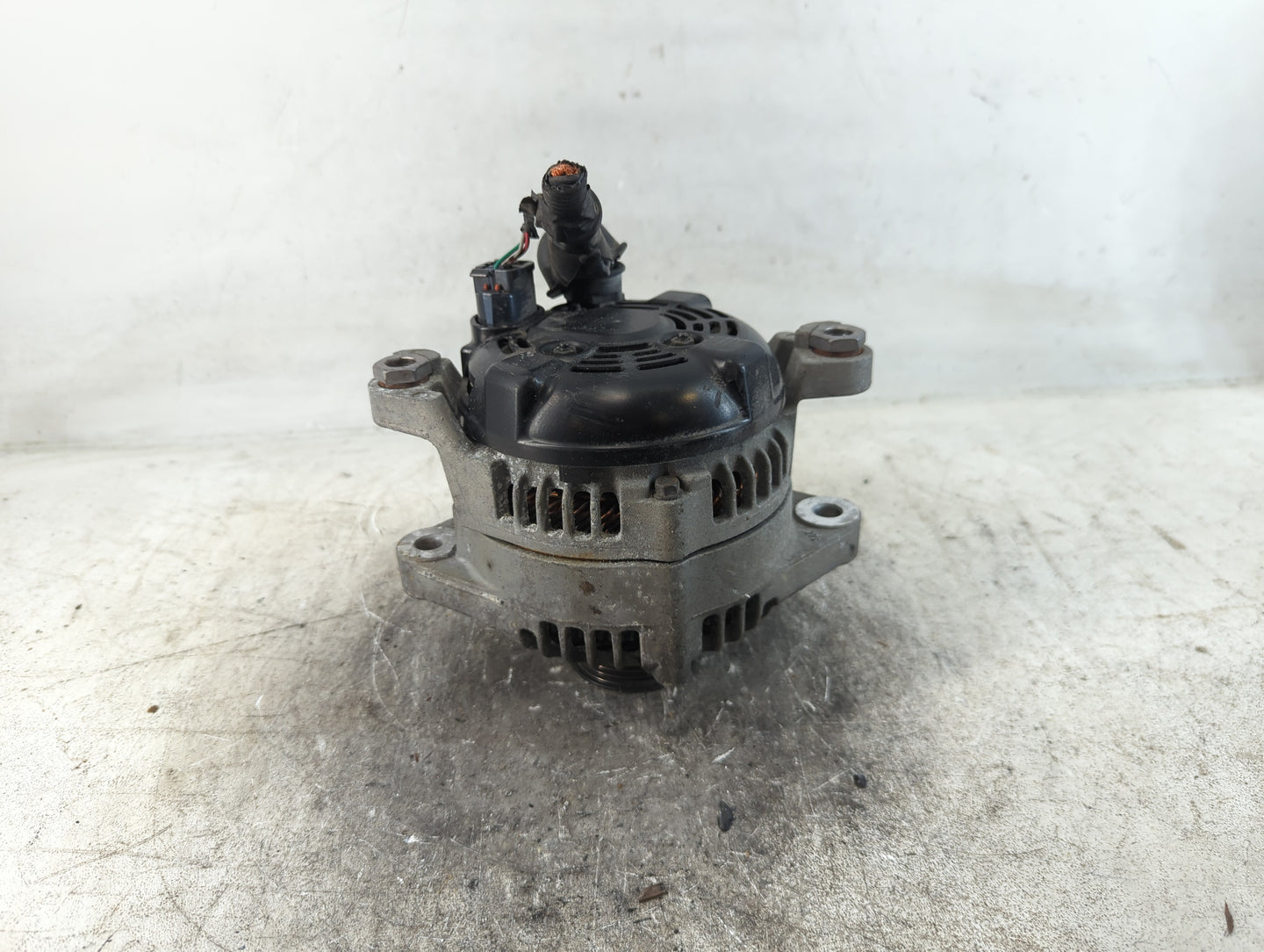 2015-2019 Hyundai Sonata Alternator Replacement Generator Charging Assembly Engine OEM P/N:37300-2G061 Fits OEM Used Auto Pa
