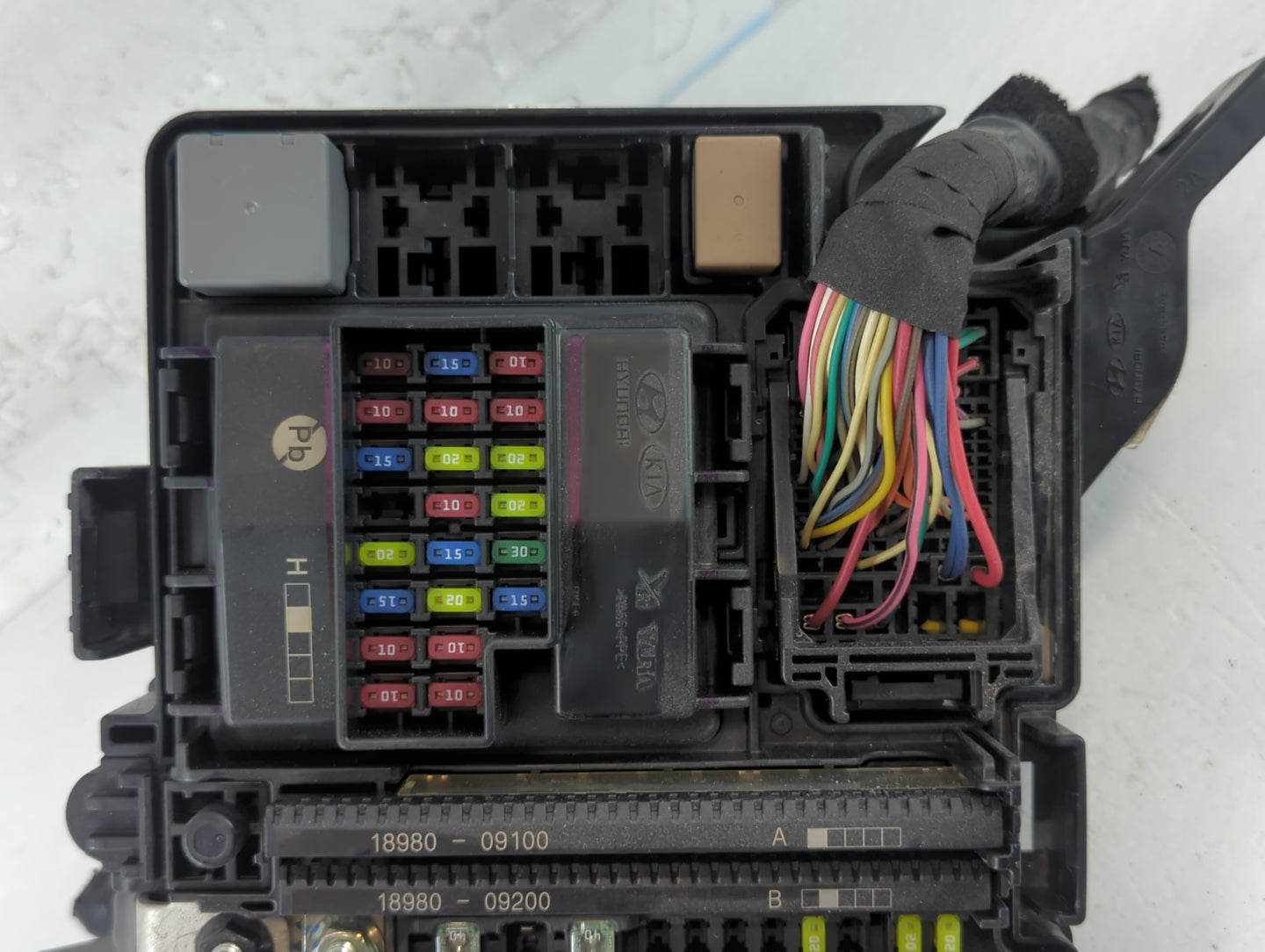 2018-2019 Hyundai Sonata Fusebox Fuse Box Panel Relay Module P/N:91951-C2850 Fits Fits 2018 2019 OEM Used Auto Parts - Oemus