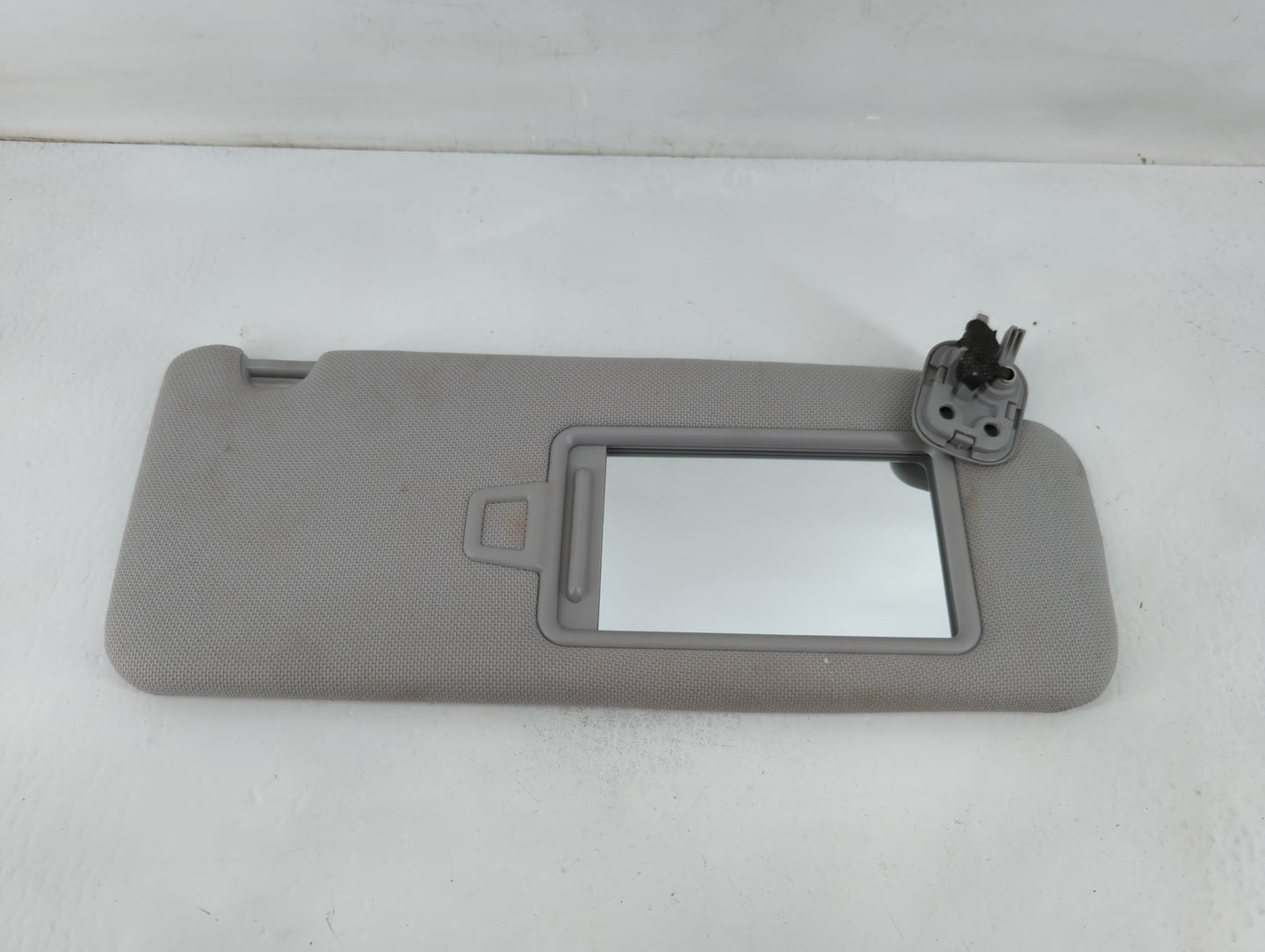 2015-2019 Hyundai Sonata Sun Visor Shade Replacement Passenger Right Mirror Fits Fits 2015 2016 2017 2018 2019 OEM Used Auto
