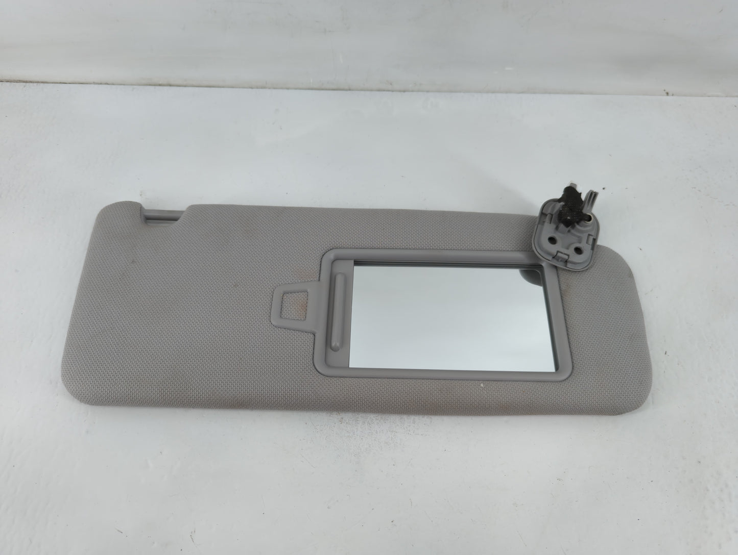 2015-2019 Hyundai Sonata Sun Visor Shade Replacement Passenger Right Mirror Fits Fits 2015 2016 2017 2018 2019 OEM Used Auto