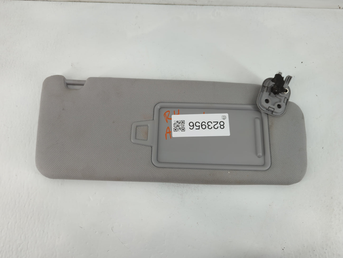 2015-2019 Hyundai Sonata Sun Visor Shade Replacement Passenger Right Mirror Fits Fits 2015 2016 2017 2018 2019 OEM Used Auto