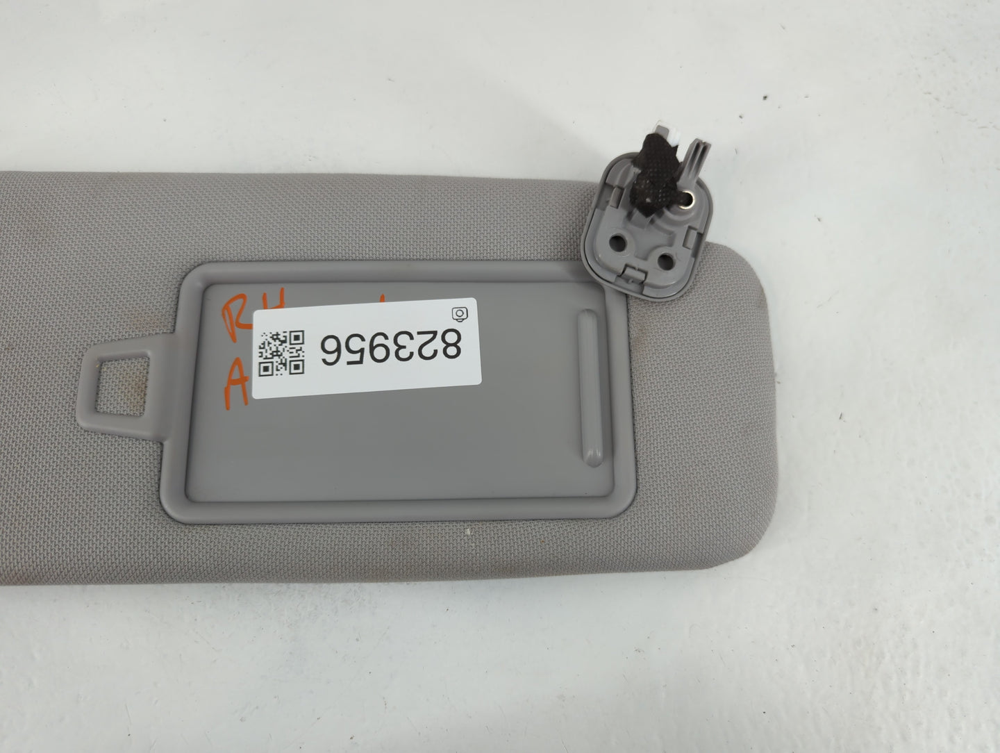2015-2019 Hyundai Sonata Sun Visor Shade Replacement Passenger Right Mirror Fits Fits 2015 2016 2017 2018 2019 OEM Used Auto