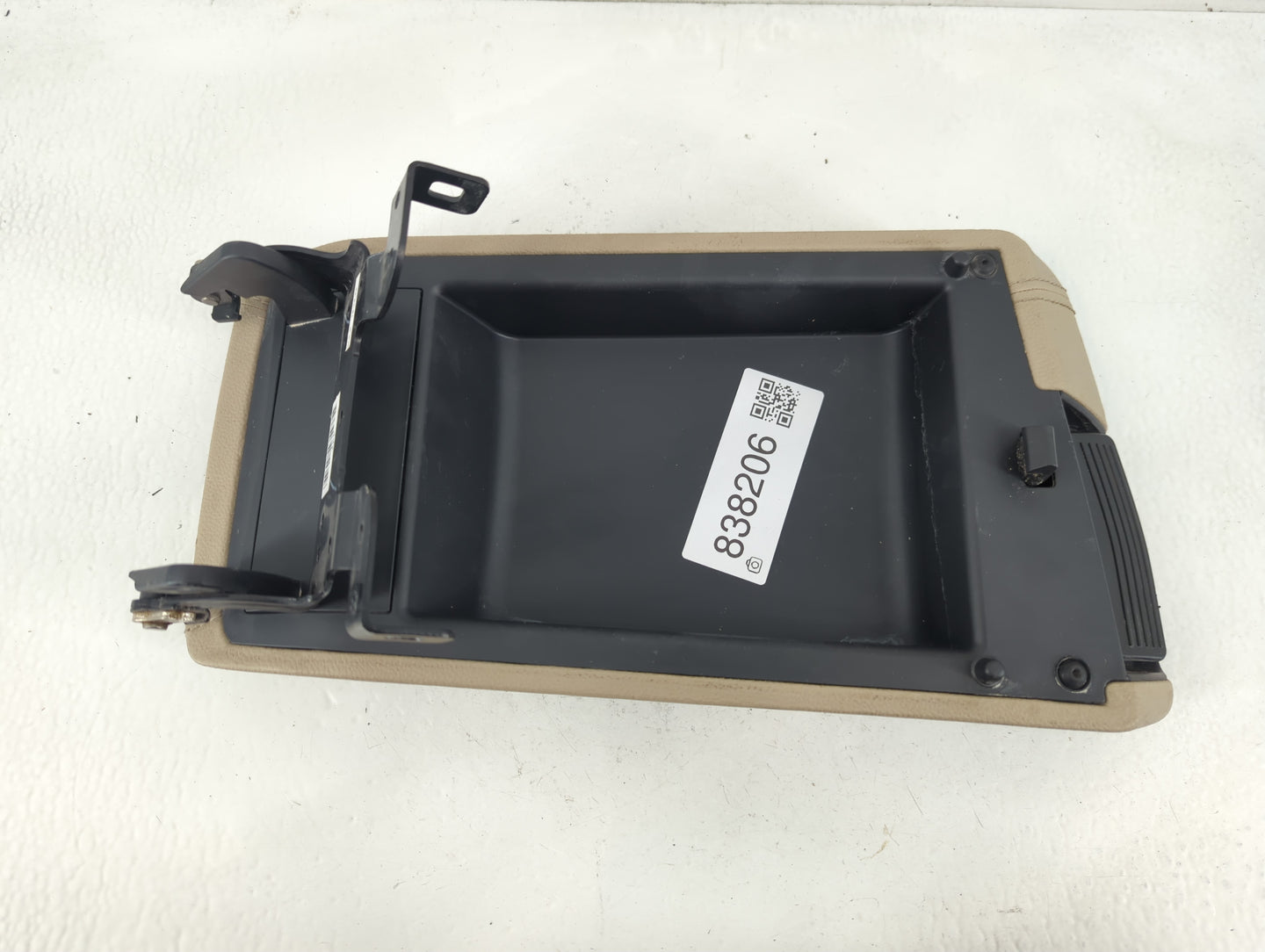 2019 Hyundai Sonata Center Console Armrest Cover Lid Fits OEM Used Auto Parts - Oemusedautoparts1.com