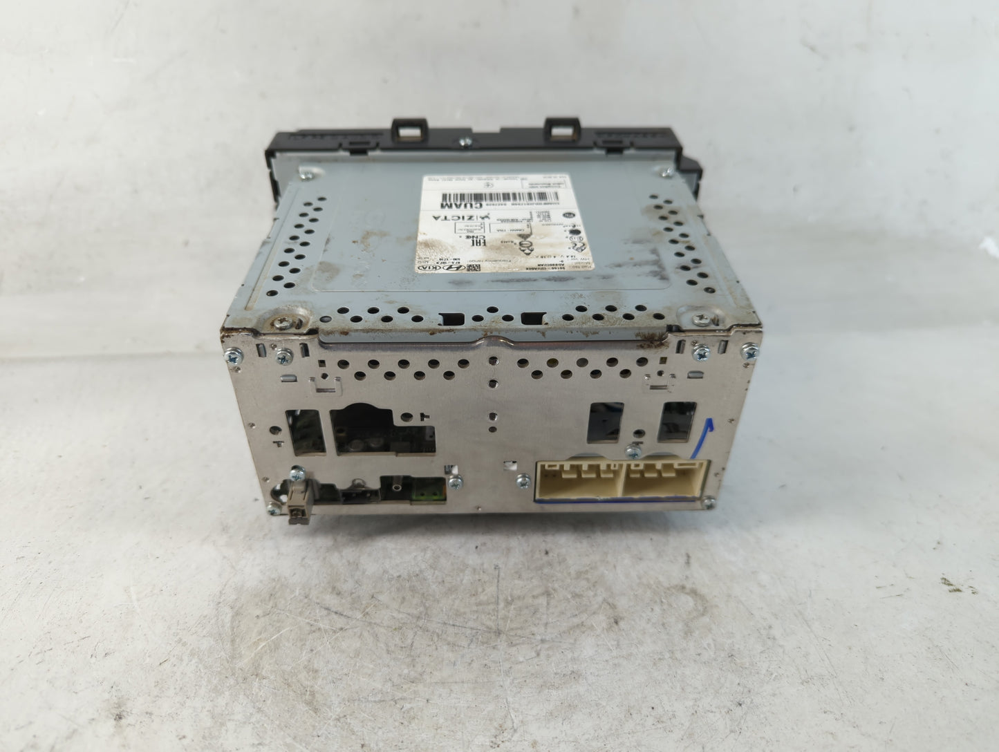 2018-2019 Hyundai Sonata Radio AM FM Cd Player Receiver Replacement P/N:96160-C2UA04X Fits Fits 2018 2019 OEM Used Auto Part