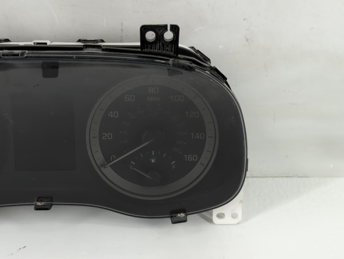 2019-2021 Hyundai Tucson Instrument Cluster Speedometer Gauges Fits Fits 2019 2020 2021 OEM Used Auto Parts - Oemusedautopar