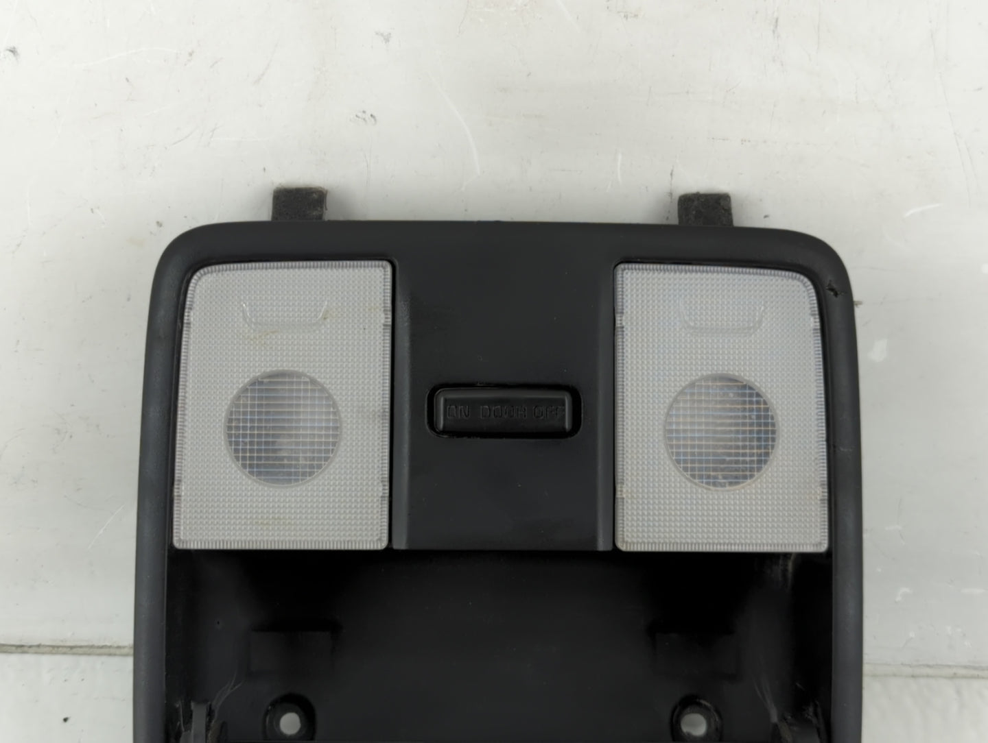 2016-2021 Hyundai Tucson Overhead Roof Console 1118476 - Oemusedautoparts1.com