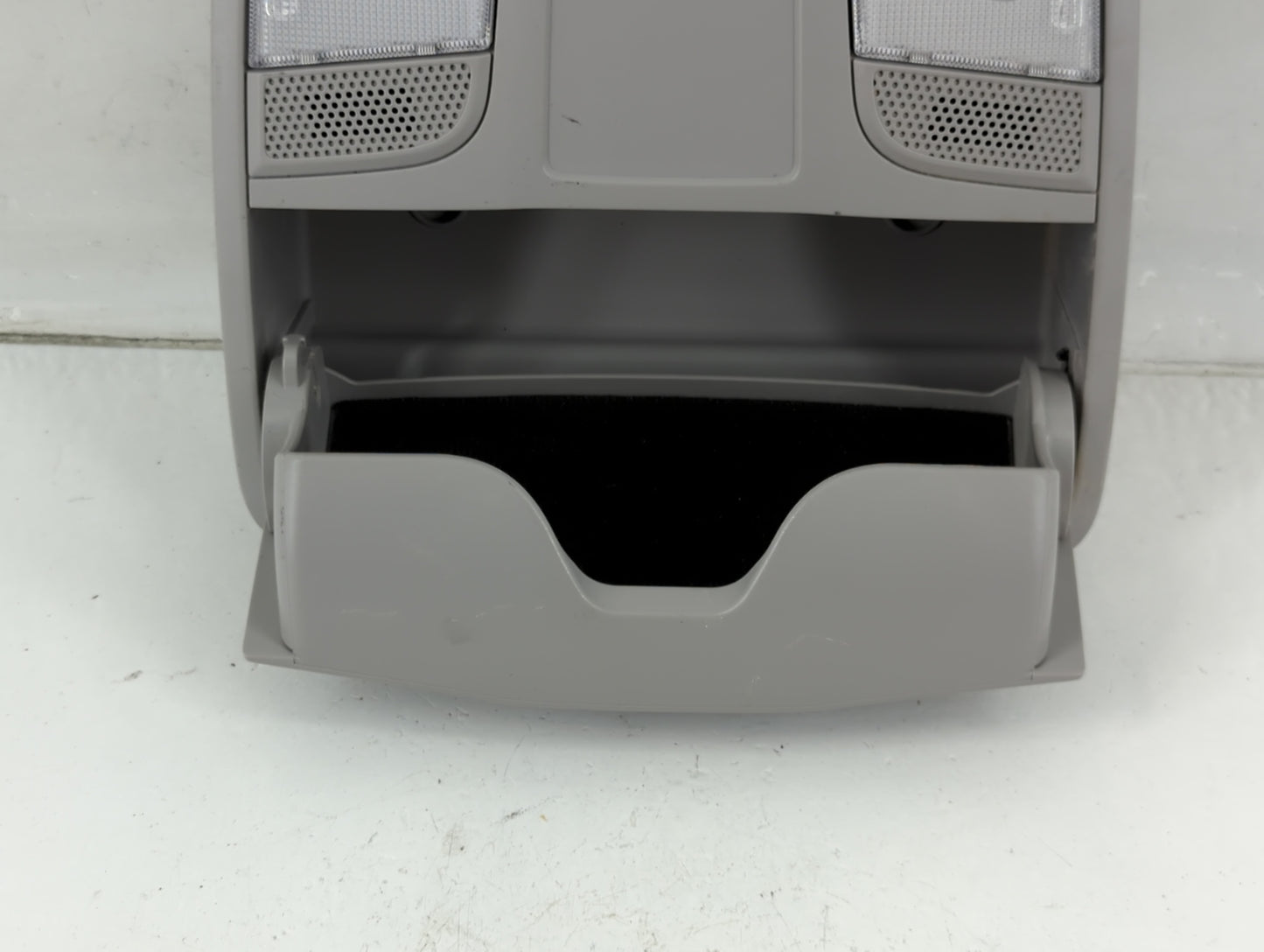 2019 Hyundai Tucson Overhead Roof Console - Oemusedautoparts1.com